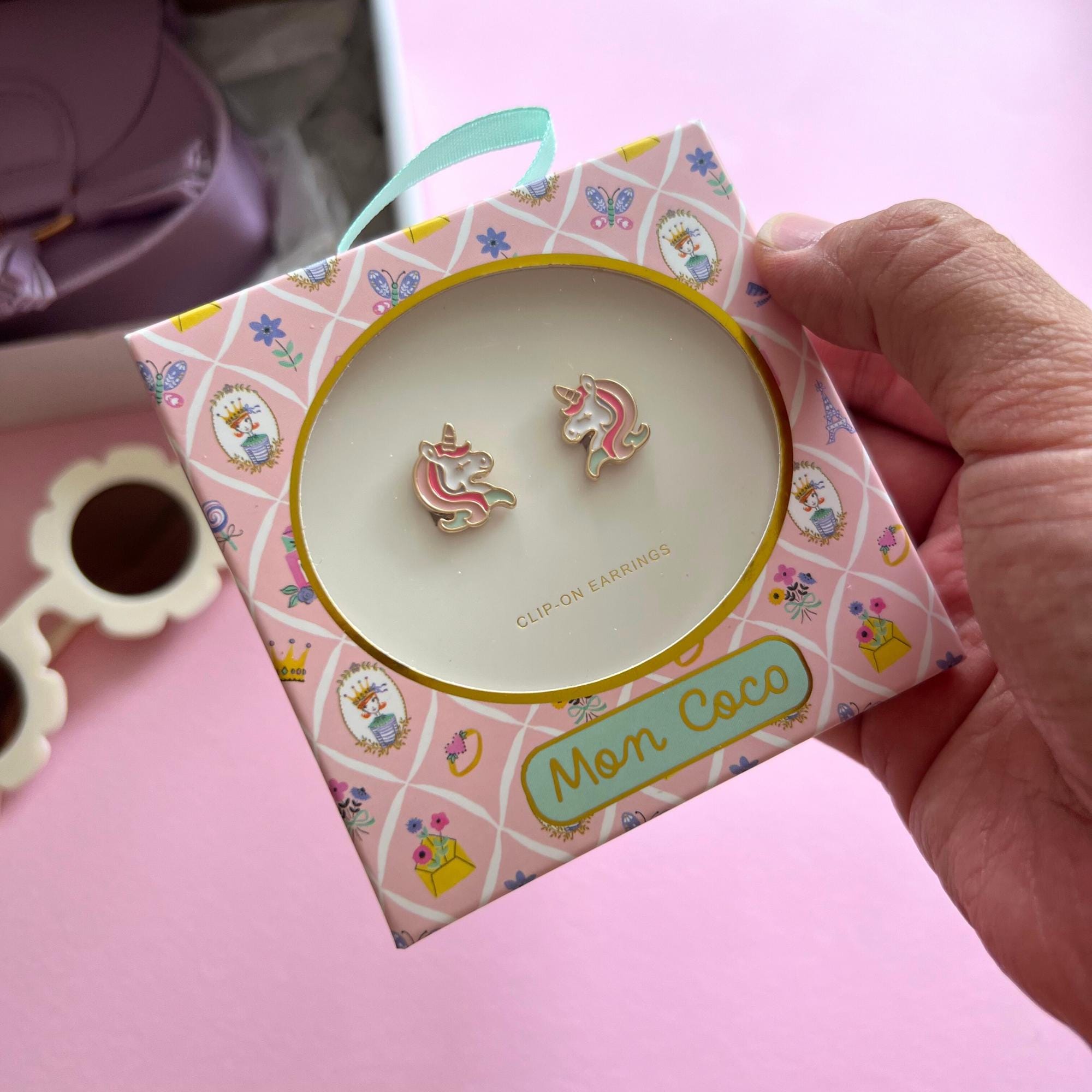Unicorn Gift Box: Necklace, Clip-On Earrings, Purse & Sunglasses