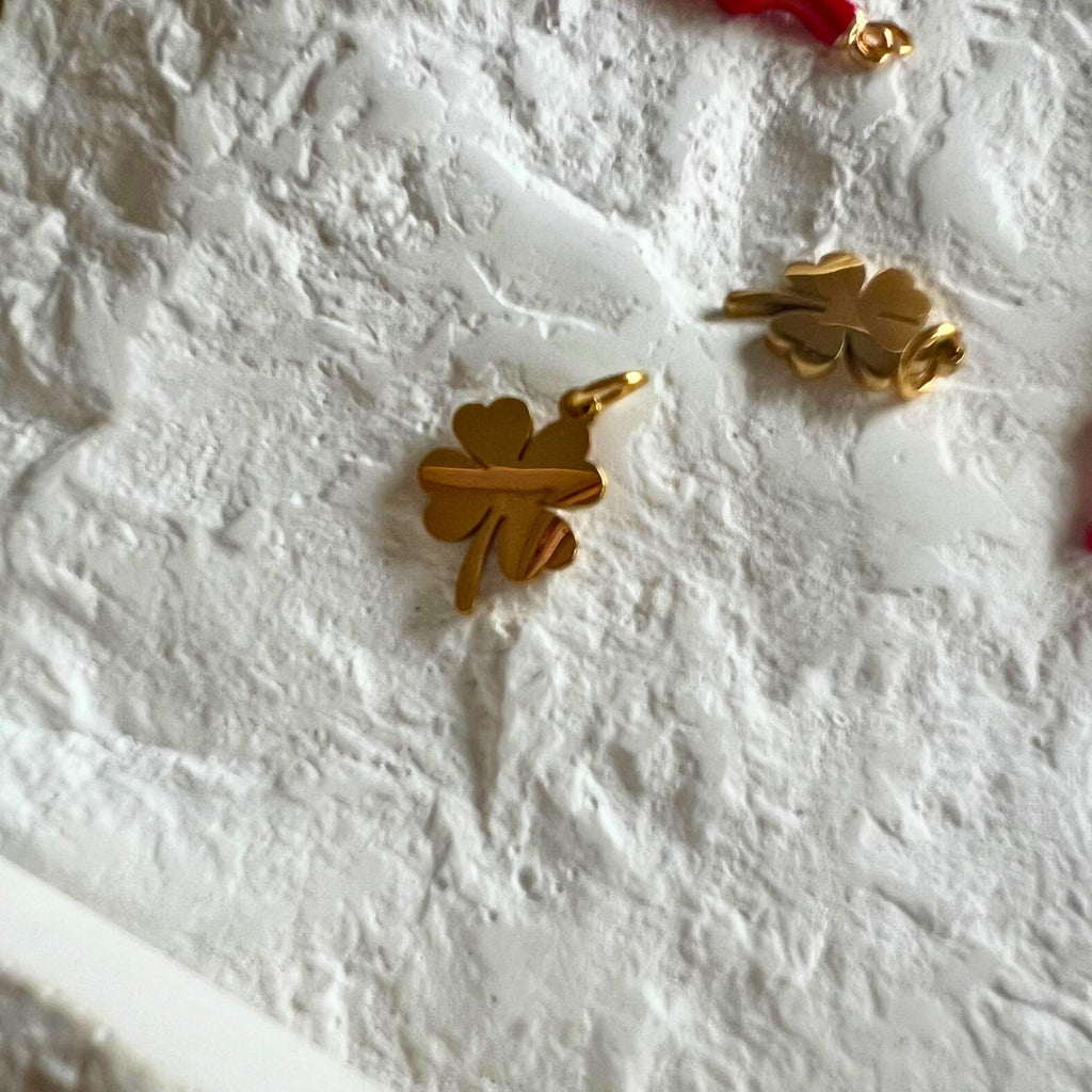 Dainty Lucky Clover Charm Lucky Four Leaf Charm Pendant DIY Jewellery Making Charm Necklace Minimalist Charms Bracelet
